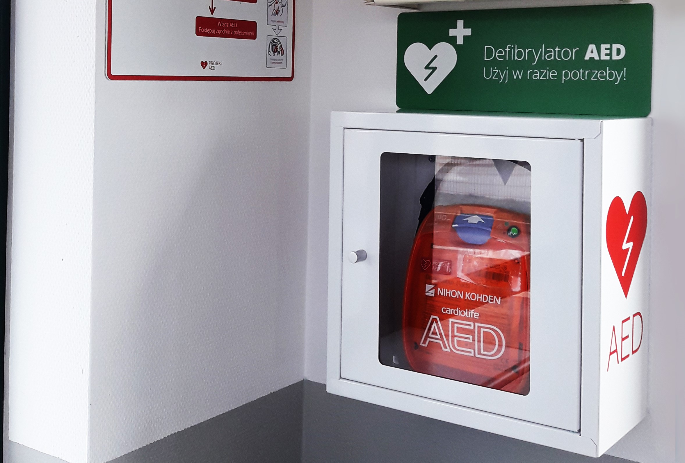 AED defibrillator at Prologis Park Wrocław 